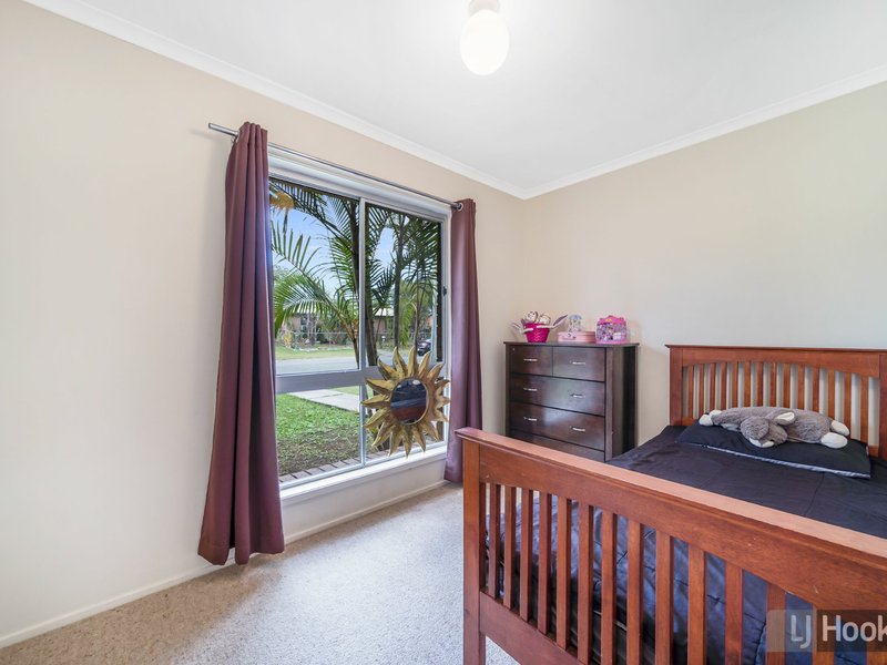 Photo - 10 Lomic Ct , Eagleby QLD 4207 - Image 7