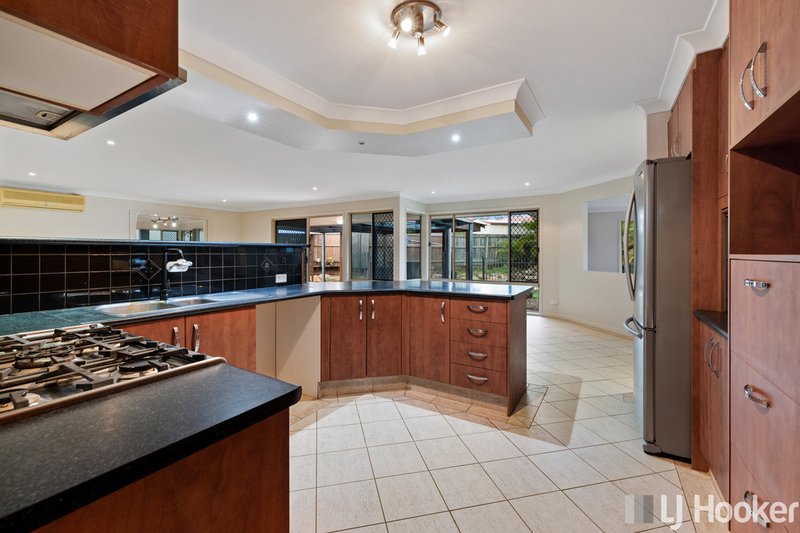 Photo - 10 Lomond Place, Victoria Point QLD 4165 - Image 4