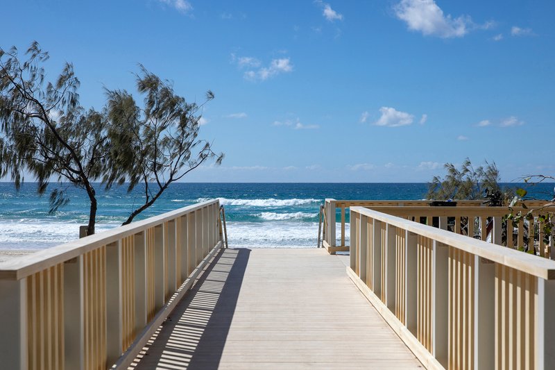 Photo - 10 Lorikeet Lane, Burleigh Waters QLD 4220 - Image 6