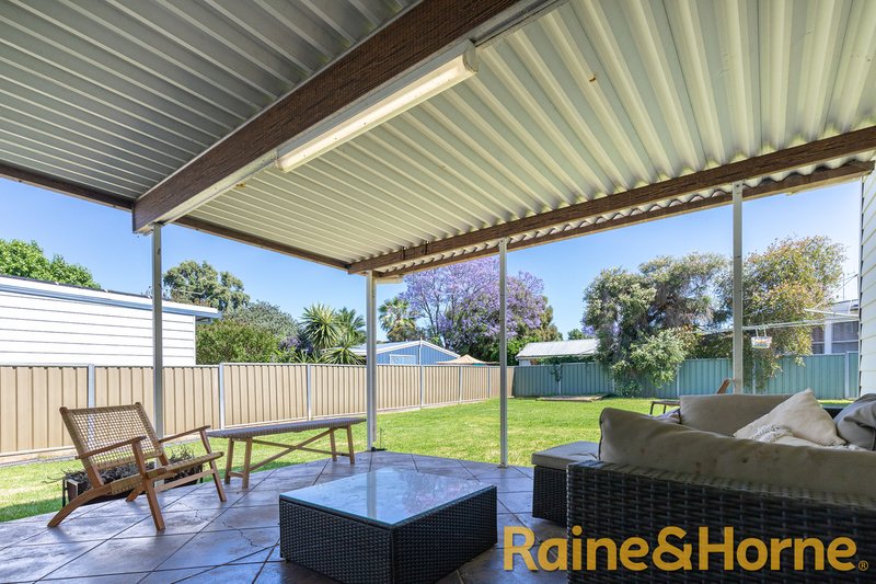 Photo - 10 Lovett Avenue, Dubbo NSW 2830 - Image 7