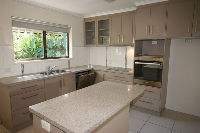 Photo - 10 Lowry St , Woorim QLD 4507 - Image 3