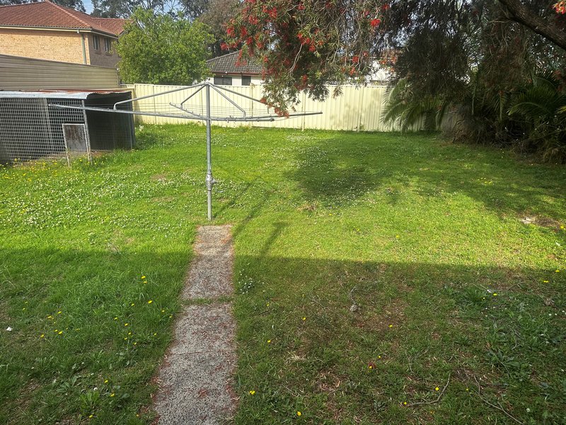 Photo - 10 Lucille Cres , Casula NSW 2170 - Image 7