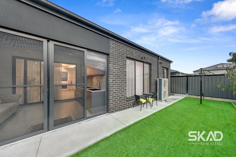 Photo - 10 Lunar Drive, Greenvale VIC 3059 - Image 23