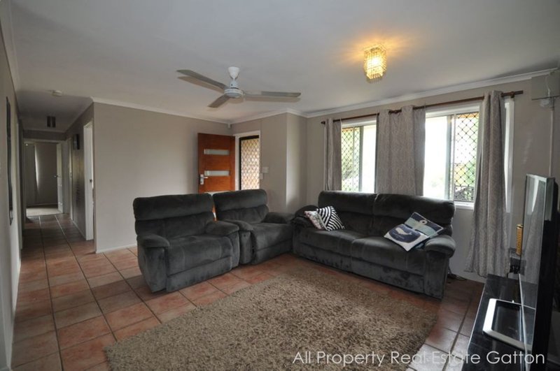 Photo - 10 Luther Street, Gatton QLD 4343 - Image 3