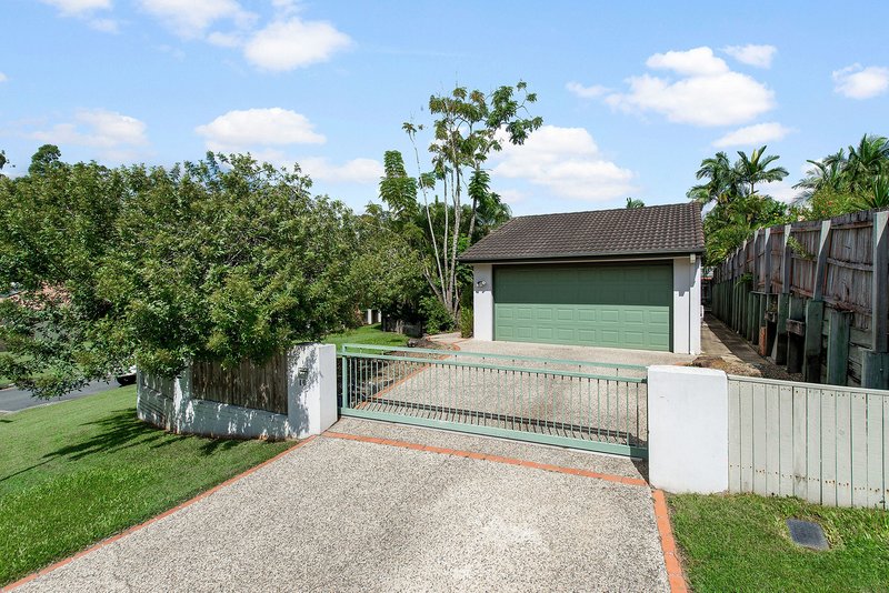 10 Lynford Place, Bridgeman Downs QLD 4035