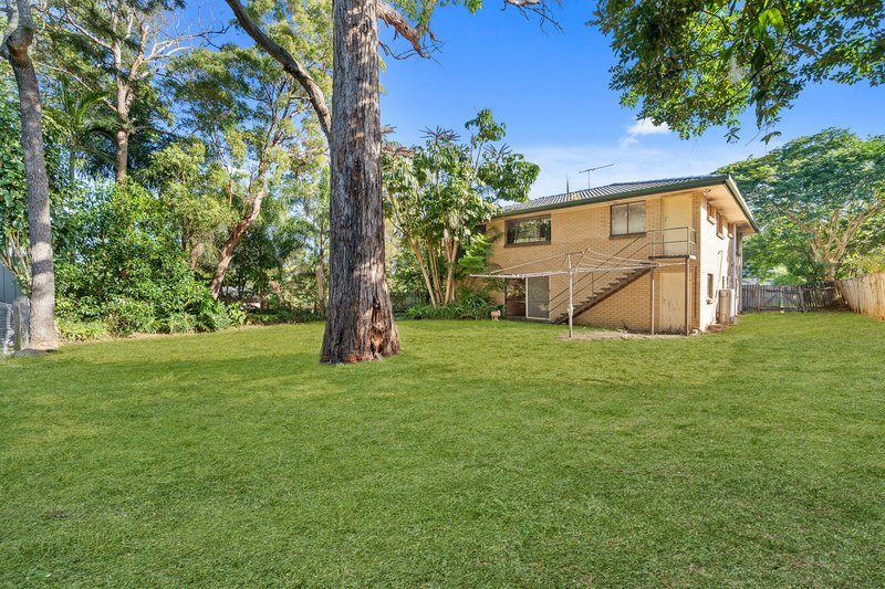 10 Lynshanel Court, Springwood QLD 4127