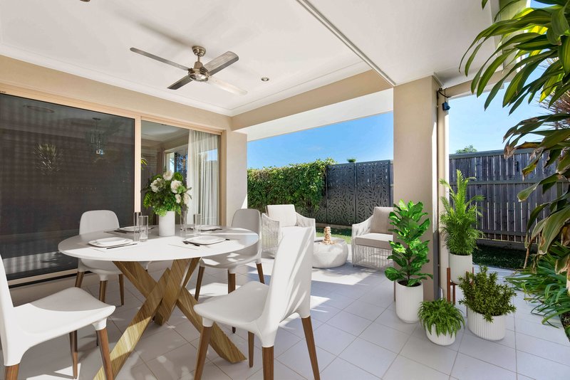 Photo - 10 Lyrebird Crescent, Upper Kedron QLD 4055 - Image 10