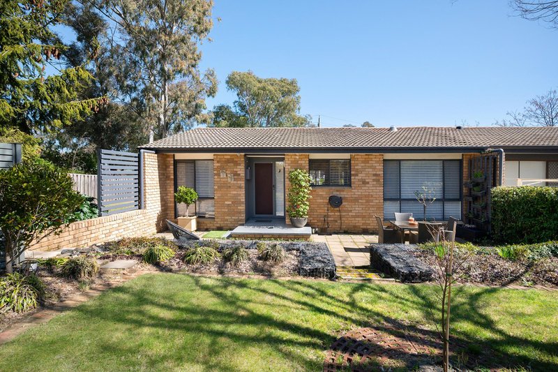 Photo - 10 Lyttleton Crescent, Cook ACT 2614 - Image 1