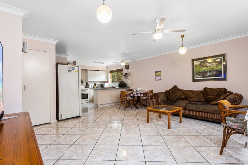 Photo - 10 Maas Ct , Waterford West QLD 4133 - Image 3