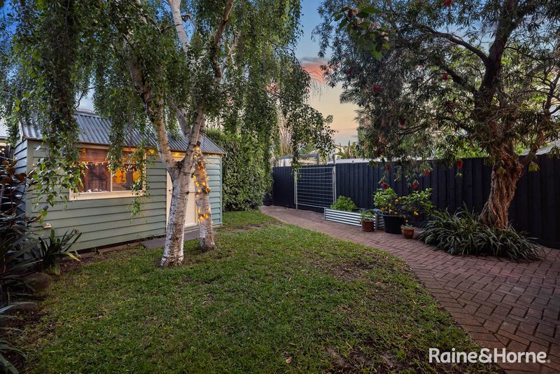 Photo - 10 Macquarie Street, Williamstown VIC 3016 - Image 5