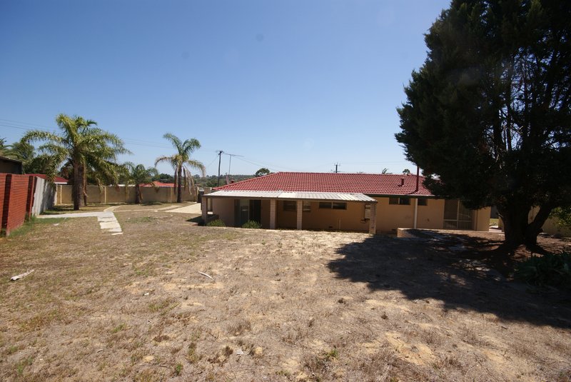 Photo - 10 Madden Way, Parmelia WA 6167 - Image 16