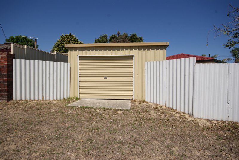 Photo - 10 Madden Way, Parmelia WA 6167 - Image 19