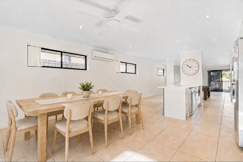Photo - 10 Madeira Street, Springfield Lakes QLD 4300 - Image 3