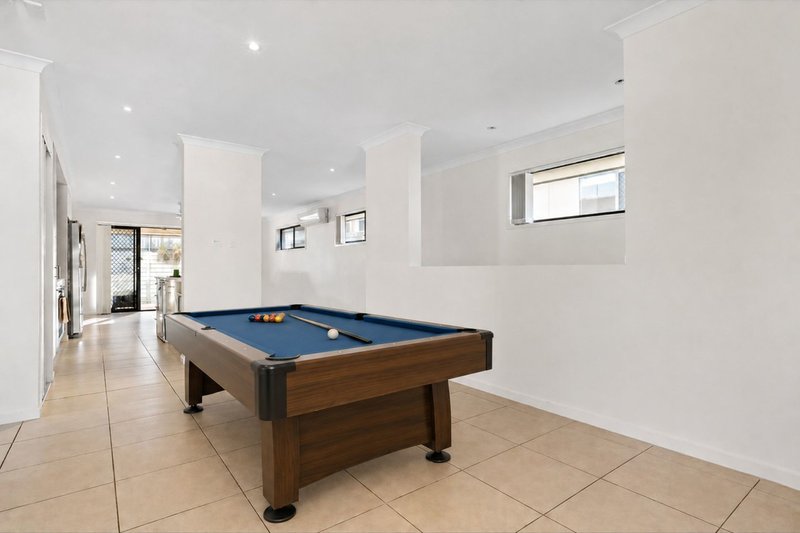 Photo - 10 Madeira Street, Springfield Lakes QLD 4300 - Image 4