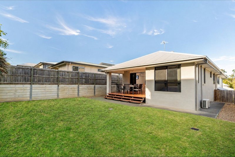 Photo - 10 Madeira Street, Springfield Lakes QLD 4300 - Image 13