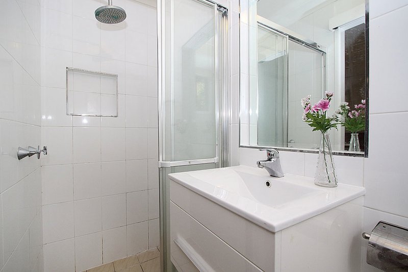 Photo - 10 Madigan Court, Boronia Heights QLD 4124 - Image 6