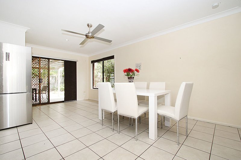 Photo - 10 Madigan Court, Boronia Heights QLD 4124 - Image 10