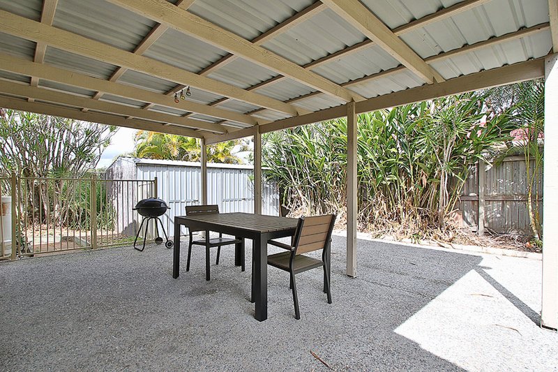 Photo - 10 Madigan Court, Boronia Heights QLD 4124 - Image 11