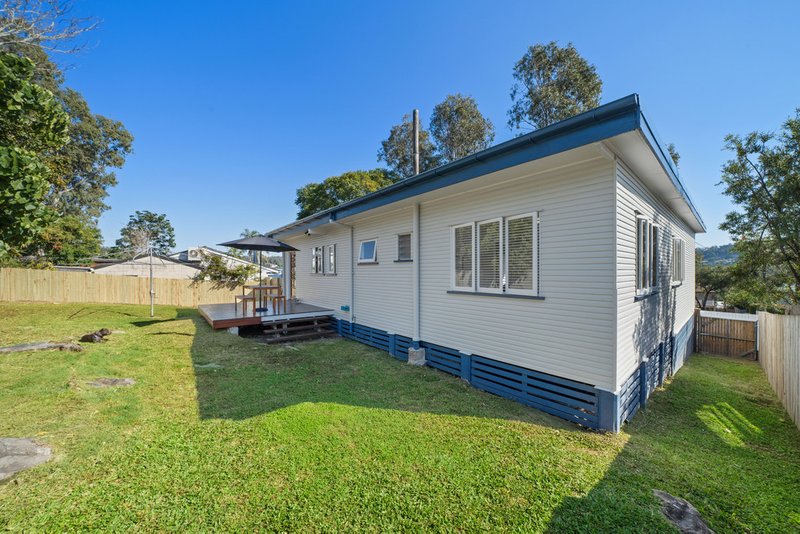 Photo - 10 Madlo Street, The Gap QLD 4061 - Image 11