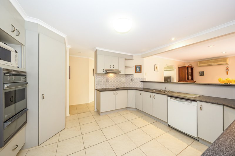 Photo - 10 Magdalena Place, Banksia Beach QLD 4507 - Image 6