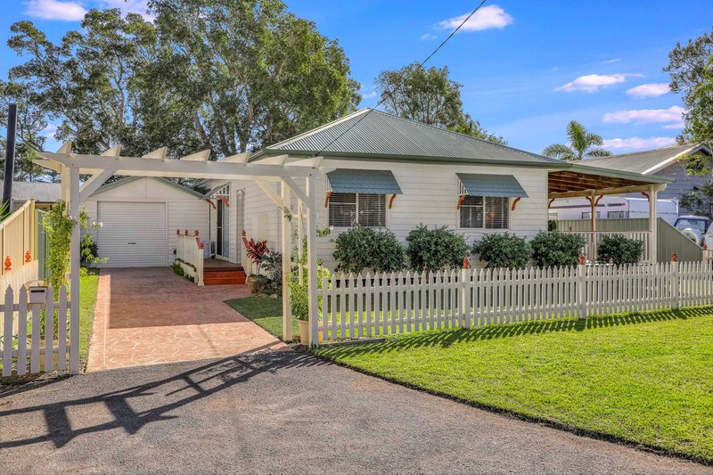 10 Magnolia Ave , Davistown NSW 2251