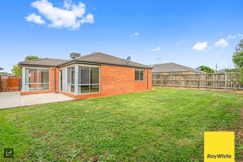 Photo - 10 Mahogany Drive, Point Cook VIC 3030 - Image 19