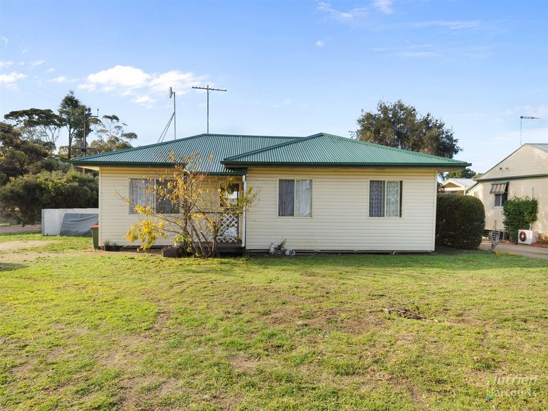 10 Main Street, Warooka SA 5577