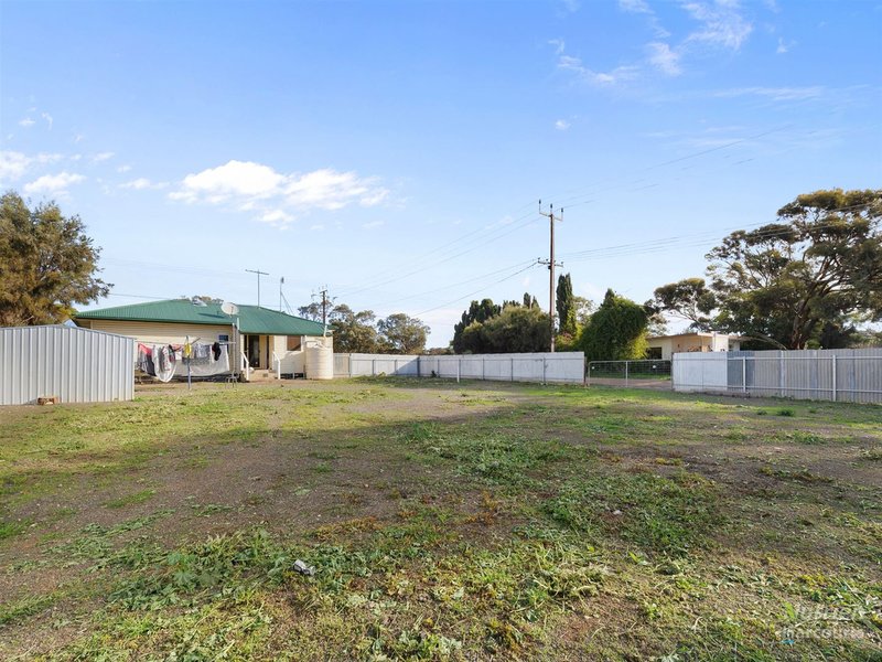 Photo - 10 Main Street, Warooka SA 5577 - Image 11