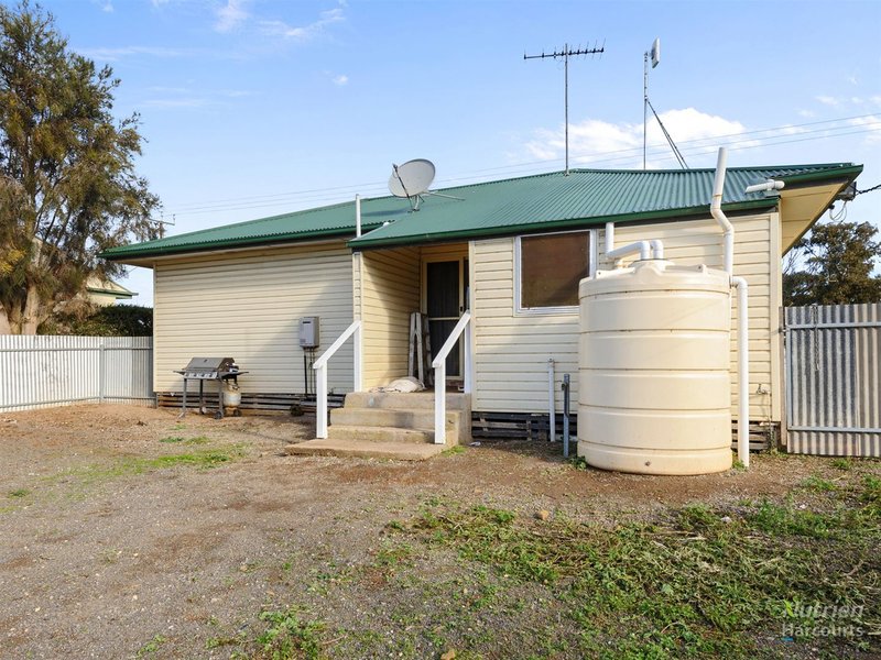 Photo - 10 Main Street, Warooka SA 5577 - Image 12