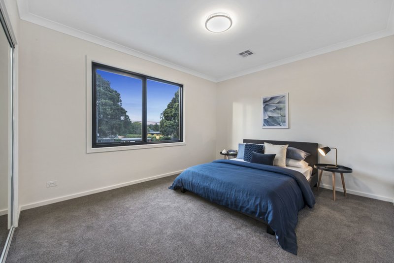 Photo - 10 Malcolm Road, Croydon North VIC 3136 - Image 9