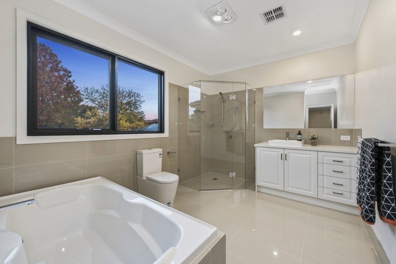 Photo - 10 Malcolm Road, Croydon North VIC 3136 - Image 11