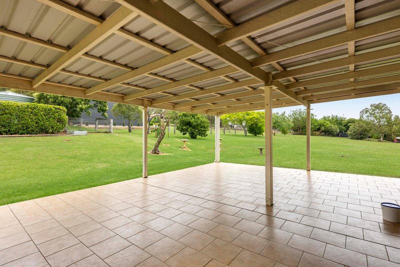 Photo - 10 Mally Road, Hodgson Vale QLD 4352 - Image 2