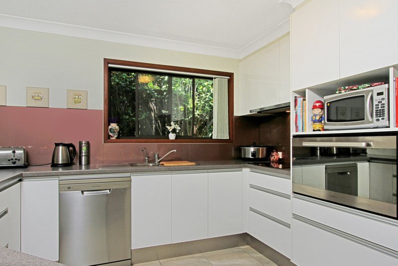 Photo - 10 Manning Avenue, Narrawallee NSW 2539 - Image 13