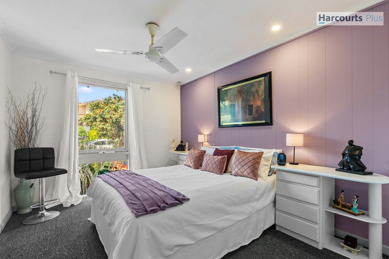 Photo - 10 Manoora Drive, Hallett Cove SA 5158 - Image 9