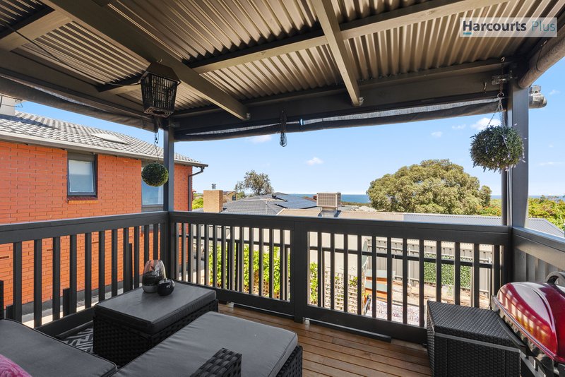 Photo - 10 Manoora Drive, Hallett Cove SA 5158 - Image 16