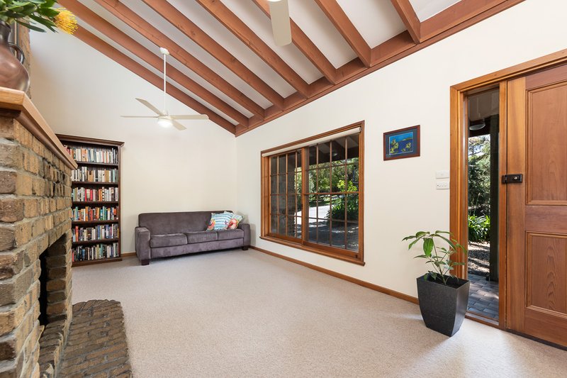 Photo - 10 Mansfield Road, Mount Barker SA 5251 - Image 2