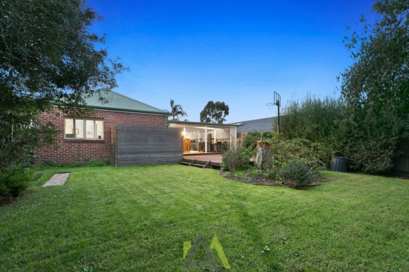 Photo - 10 Manuka Court, Frankston South VIC 3199 - Image 16