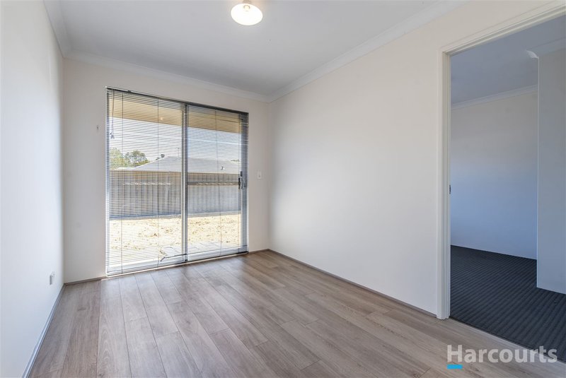 Photo - 10 Mapleton Drive, Yanchep WA 6035 - Image 19