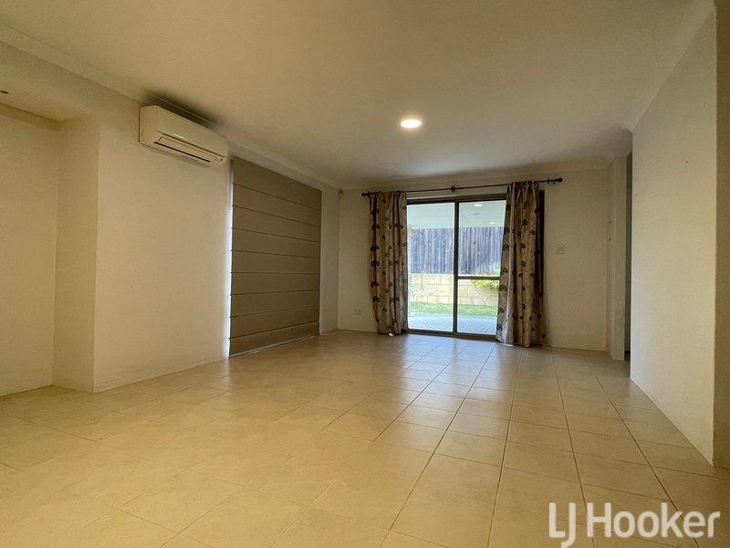 Photo - 10 Marble Boulevard, Wellard WA 6170 - Image 11