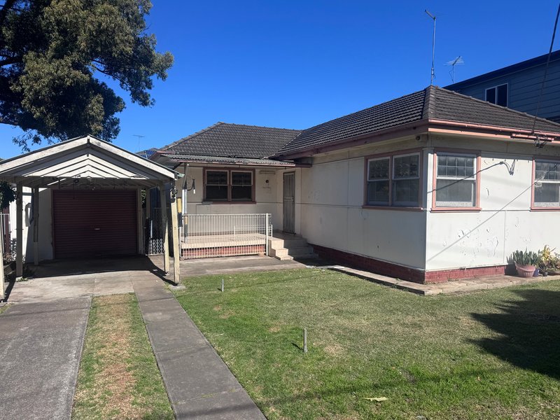 Photo - 10 Margaret Street, Fairfield NSW 2165 - Image 1