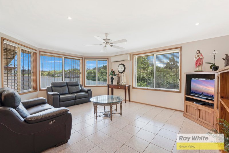 Photo - 10 Marina Cresent , Cecil Hills NSW 2171 - Image 9