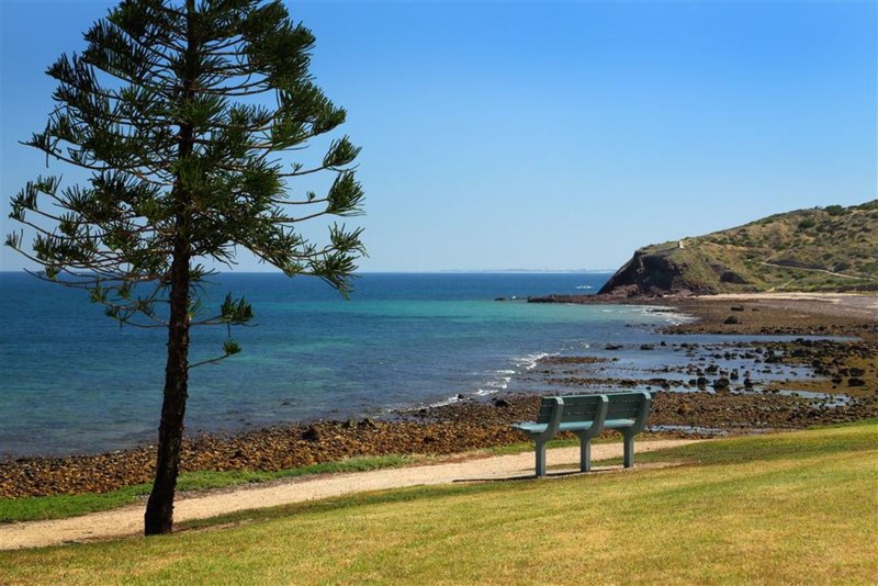 Photo - 10 Marine Avenue, Hallett Cove SA 5158 - Image 5