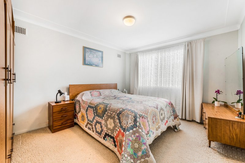 Photo - 10 Mark Street, Canley Heights NSW 2166 - Image 9