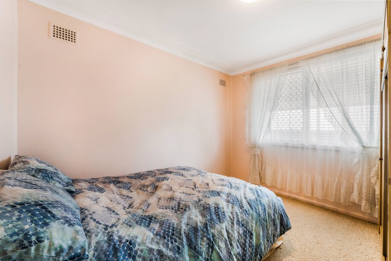 Photo - 10 Mark Street, Canley Heights NSW 2166 - Image 10