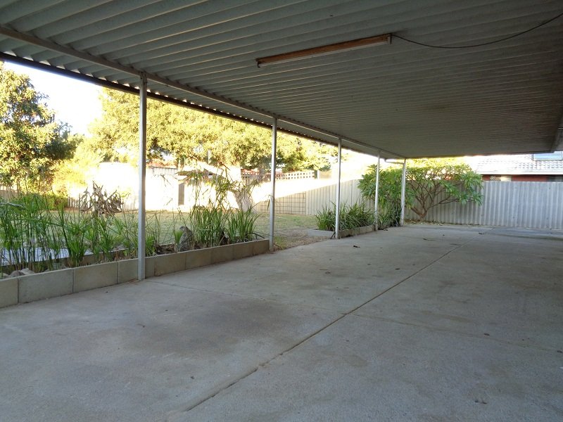 Photo - 10 Markaling Close, Hillman WA 6168 - Image 3