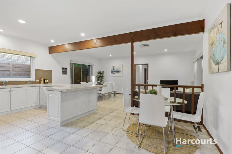 Photo - 10 Marong Court, Boronia VIC 3155 - Image 5