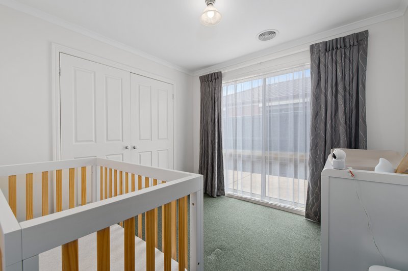 Photo - 10 Masked Owl Road, South Morang VIC 3752 - Image 10