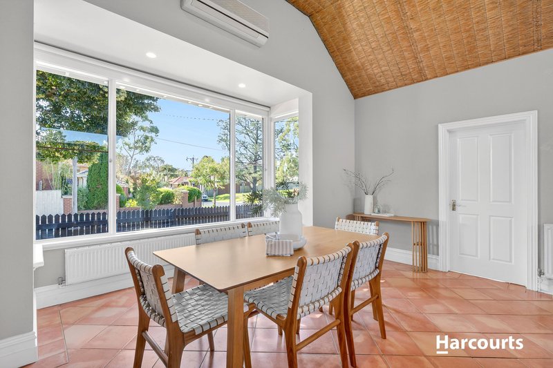 Photo - 10 Matheson Road, Forest Hill VIC 3131 - Image 6