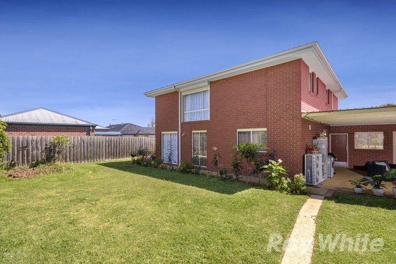 Photo - 10 Mayfair Close, Mulgrave VIC 3170 - Image 10