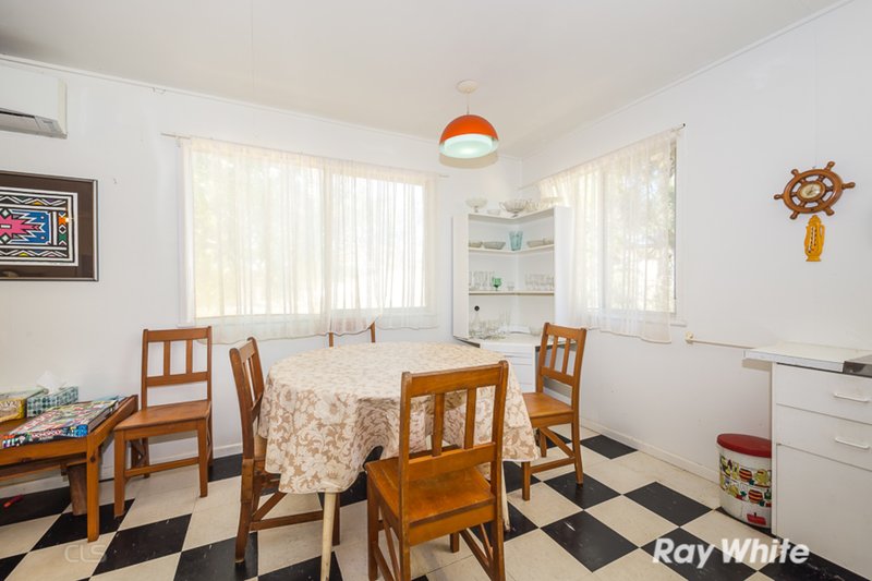 Photo - 10 Mcdonald Street, Bongaree QLD 4507 - Image 13